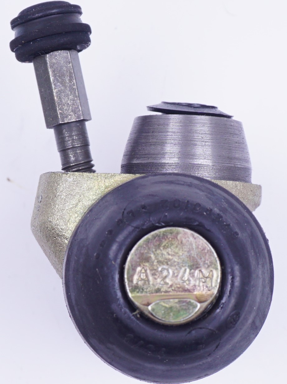 6U0 611 053 Radbremszylinder