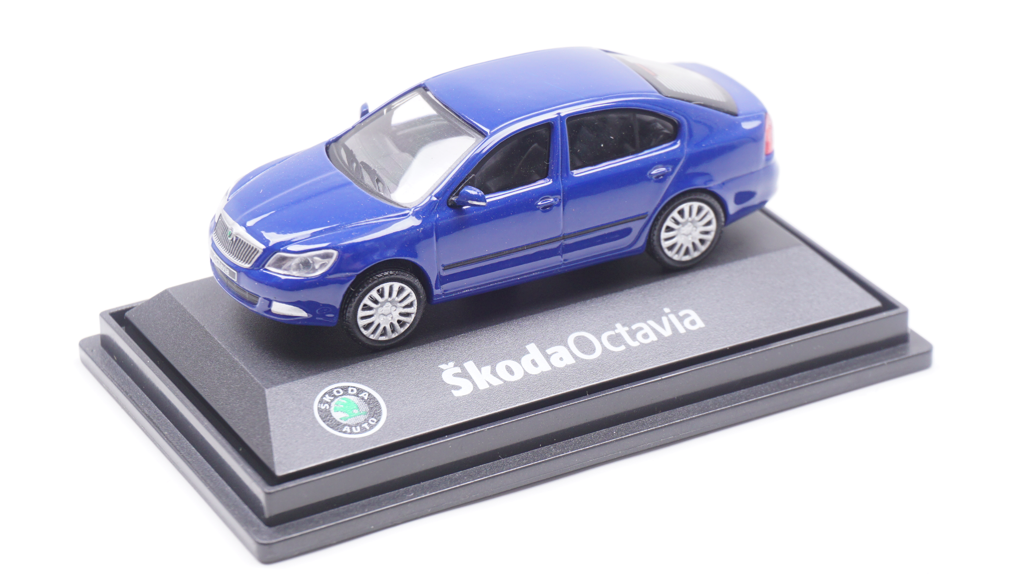 Modellauto Skoda Octavia II Limousine (blau)
