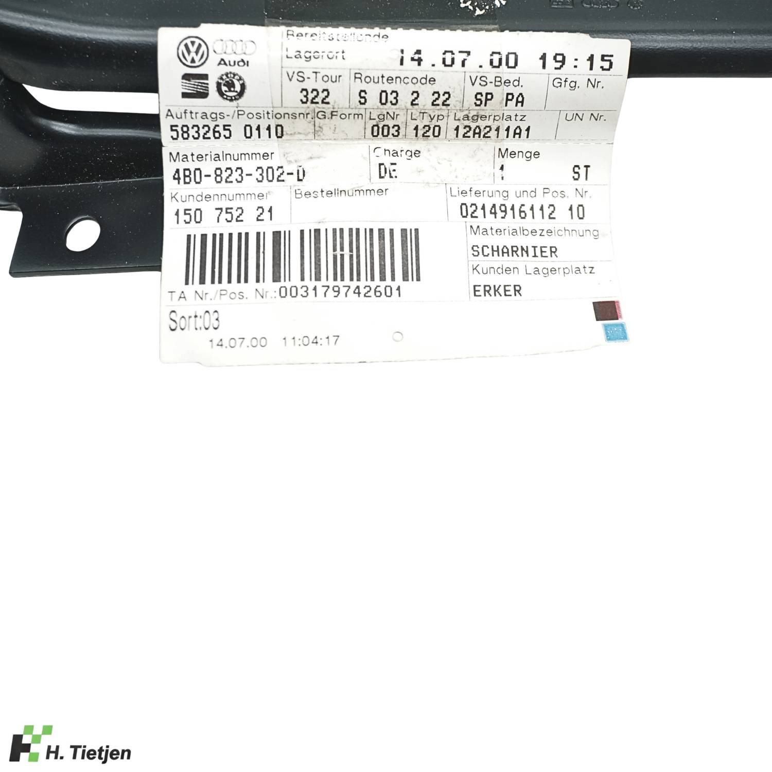 Klappenscharnier - 4B0 823 302 D