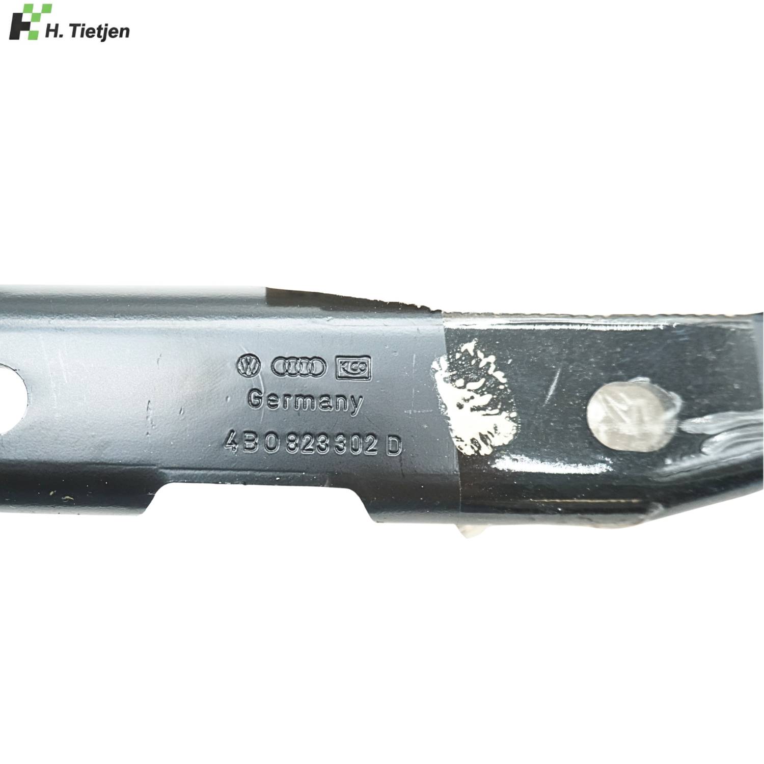 Klappenscharnier - 4B0 823 302 D