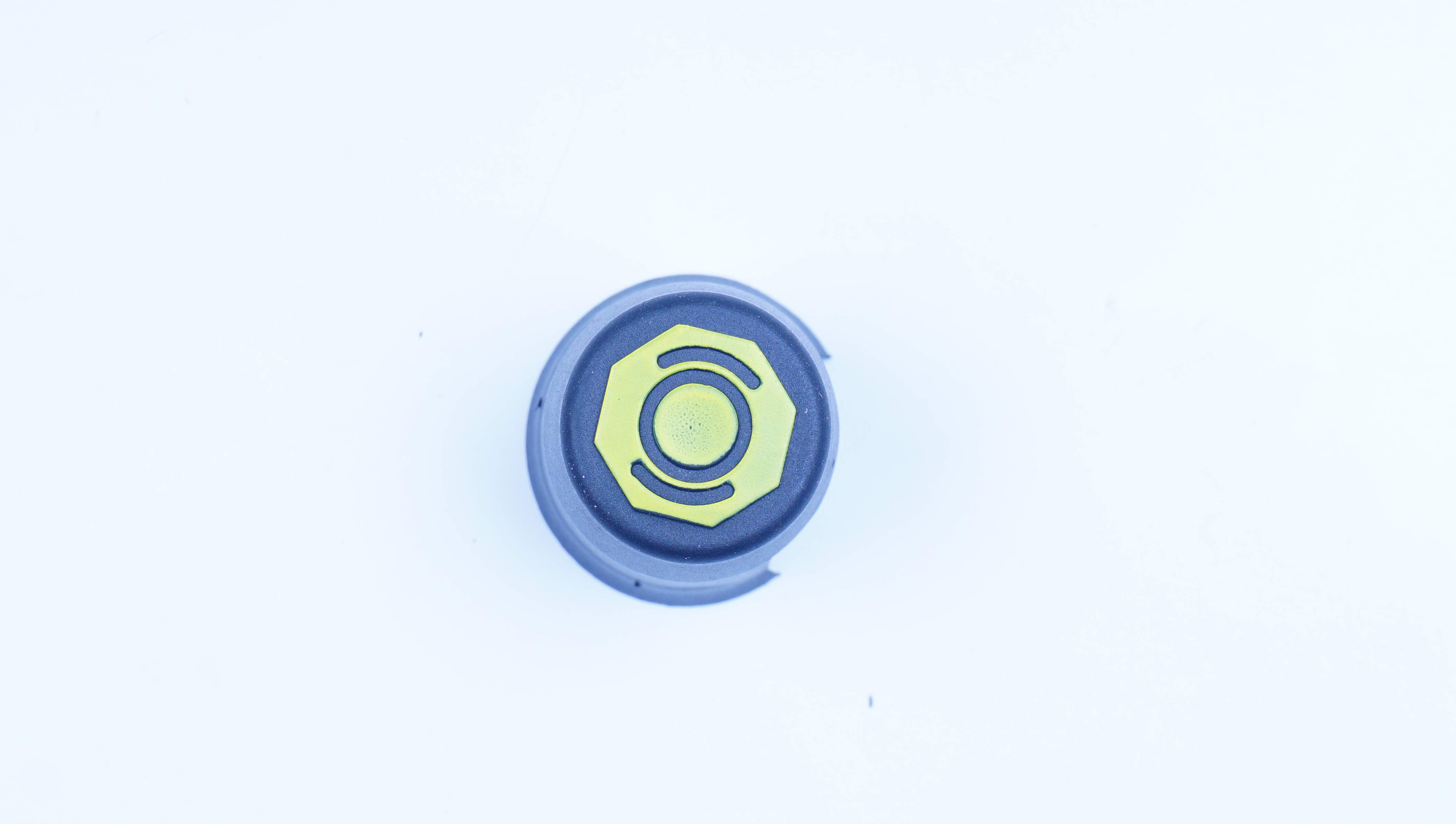 6U0 611 345 Blende mit Symbol