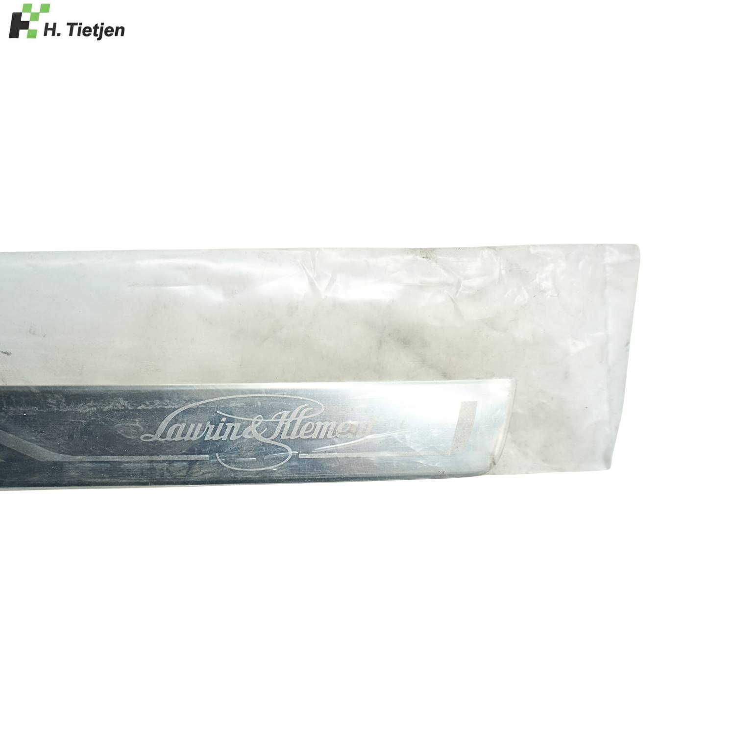Zierleiste - 3V0 853 813 E TQ3